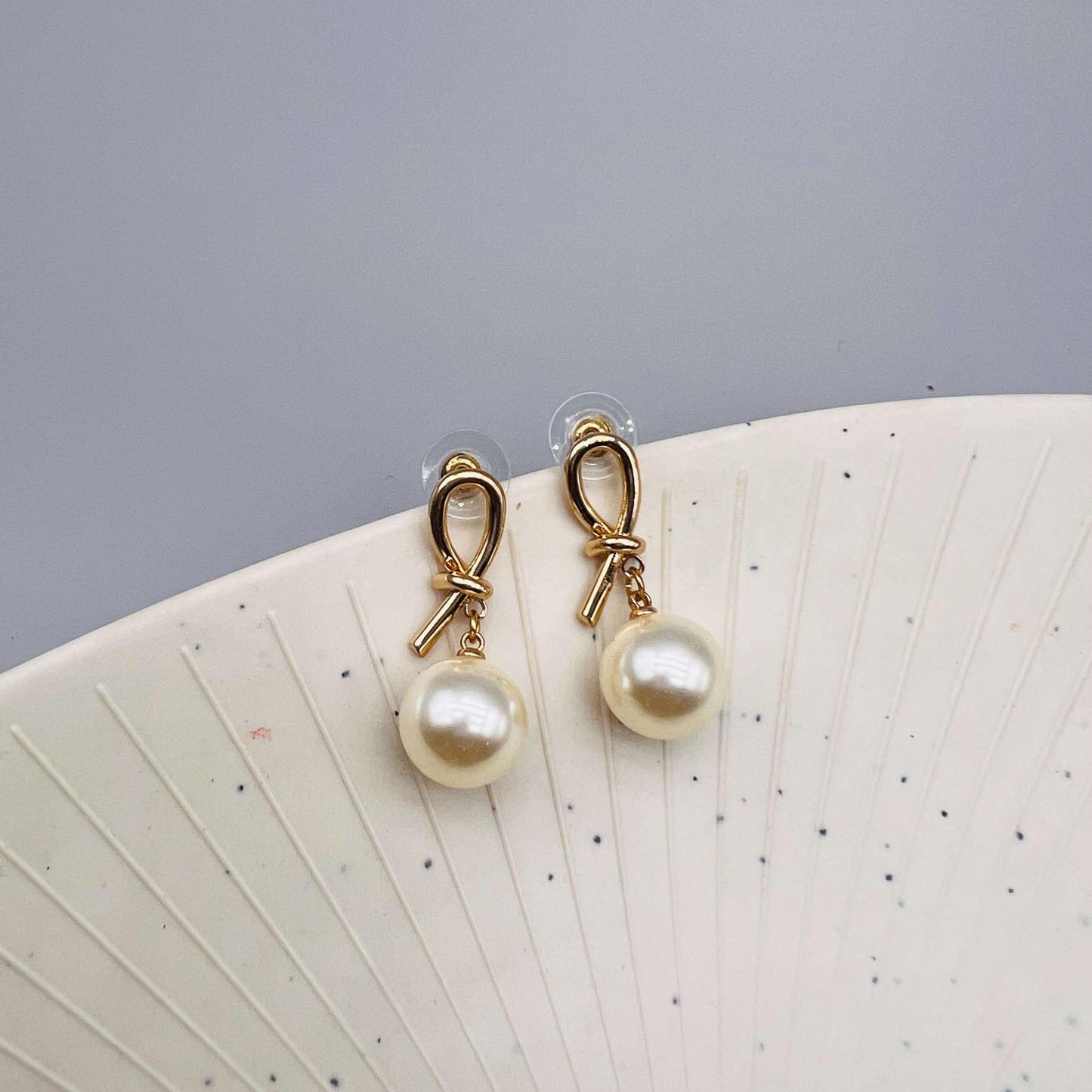 Golden Knot Pearl Drop Earring