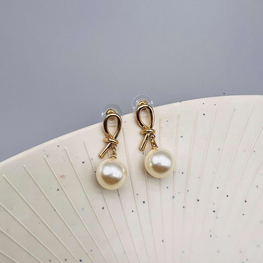 Golden Knot Pearl Drop Earring
