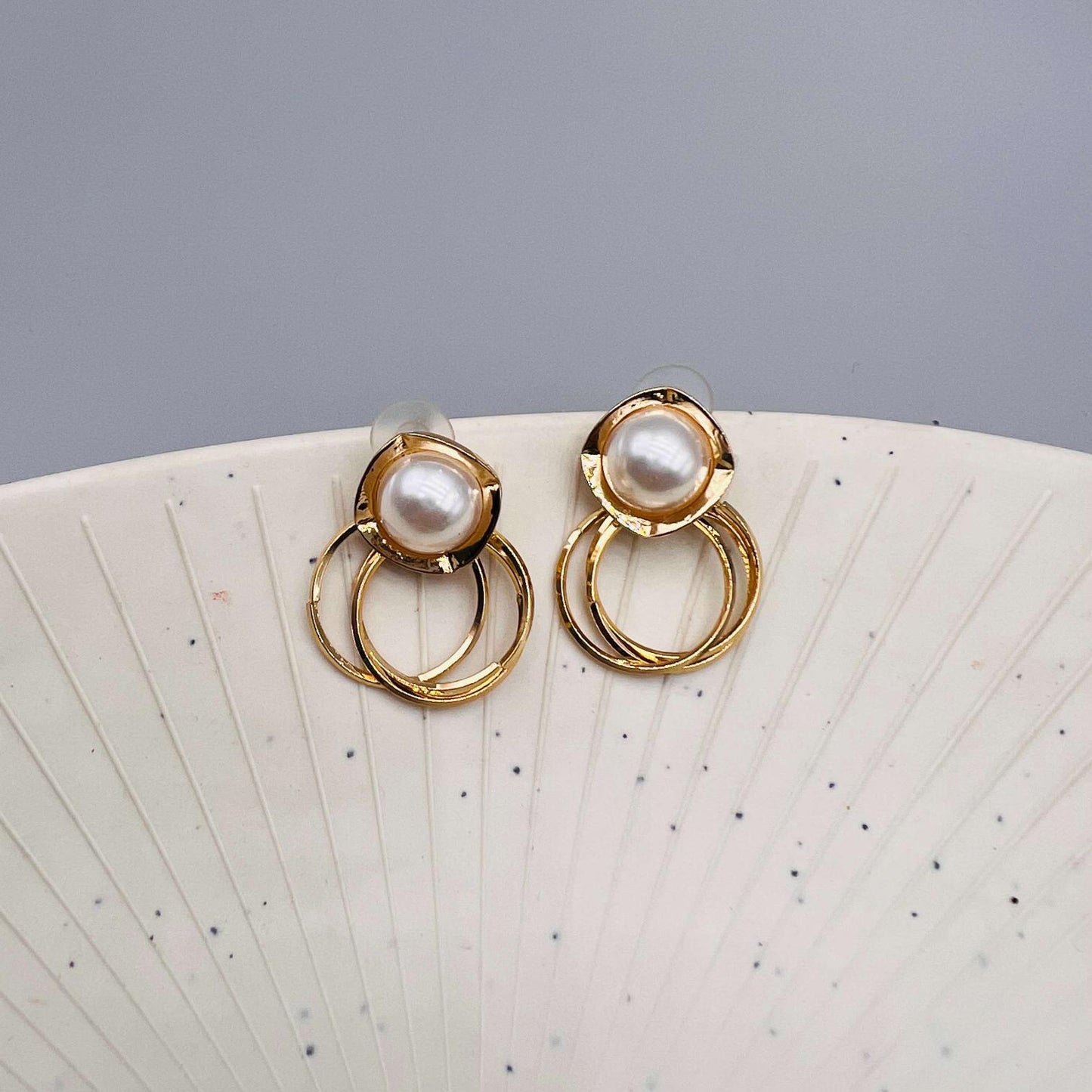 Starlight Pearl Swirl Korean Gold Earrings