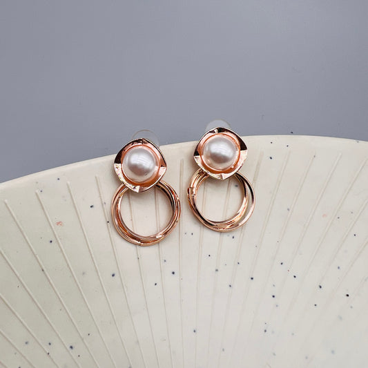 Starlight Pearl Swirl Earrings-Rose Gold