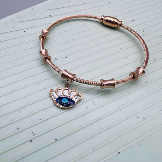 Eye of the Heart Anti tarnish Adjustable Bracelet