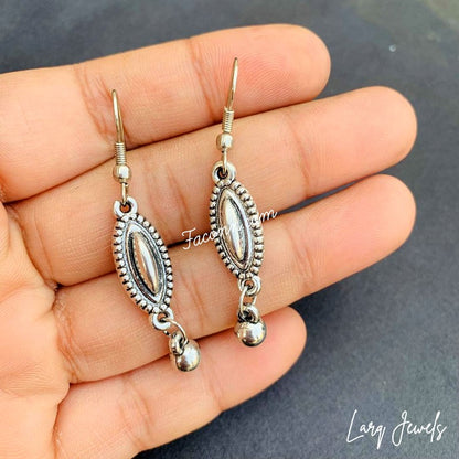 LARQ JEWELS Afghani Style Silver Oxidized Necklace