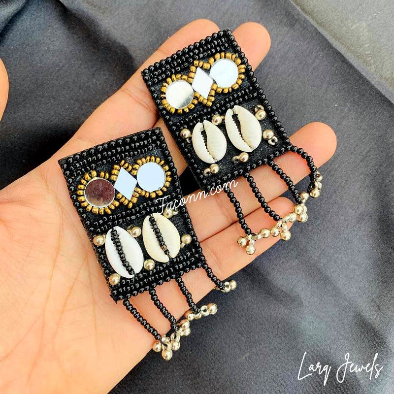 LARQ JEWELS Black Mirror Hand Crafted Fabric Choker Set