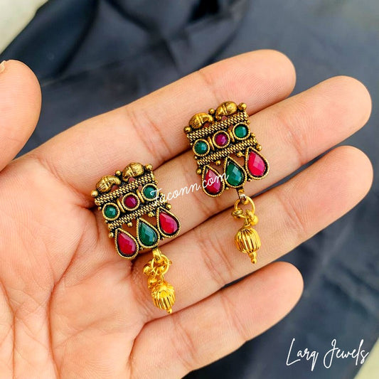 LARQ JEWELS Traditional Gold Plated Thushi Necklace For Women