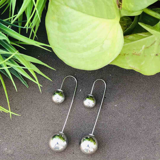 LARQ JEWELS Designer Double Sided Fancy Western Party wear circle Earring- Silver