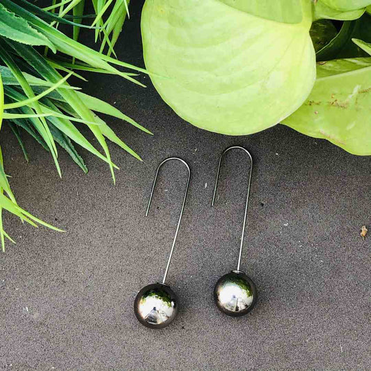 LARQ JEWELS Designer Double Sided Fancy Western Party wear circle Earring- Black
