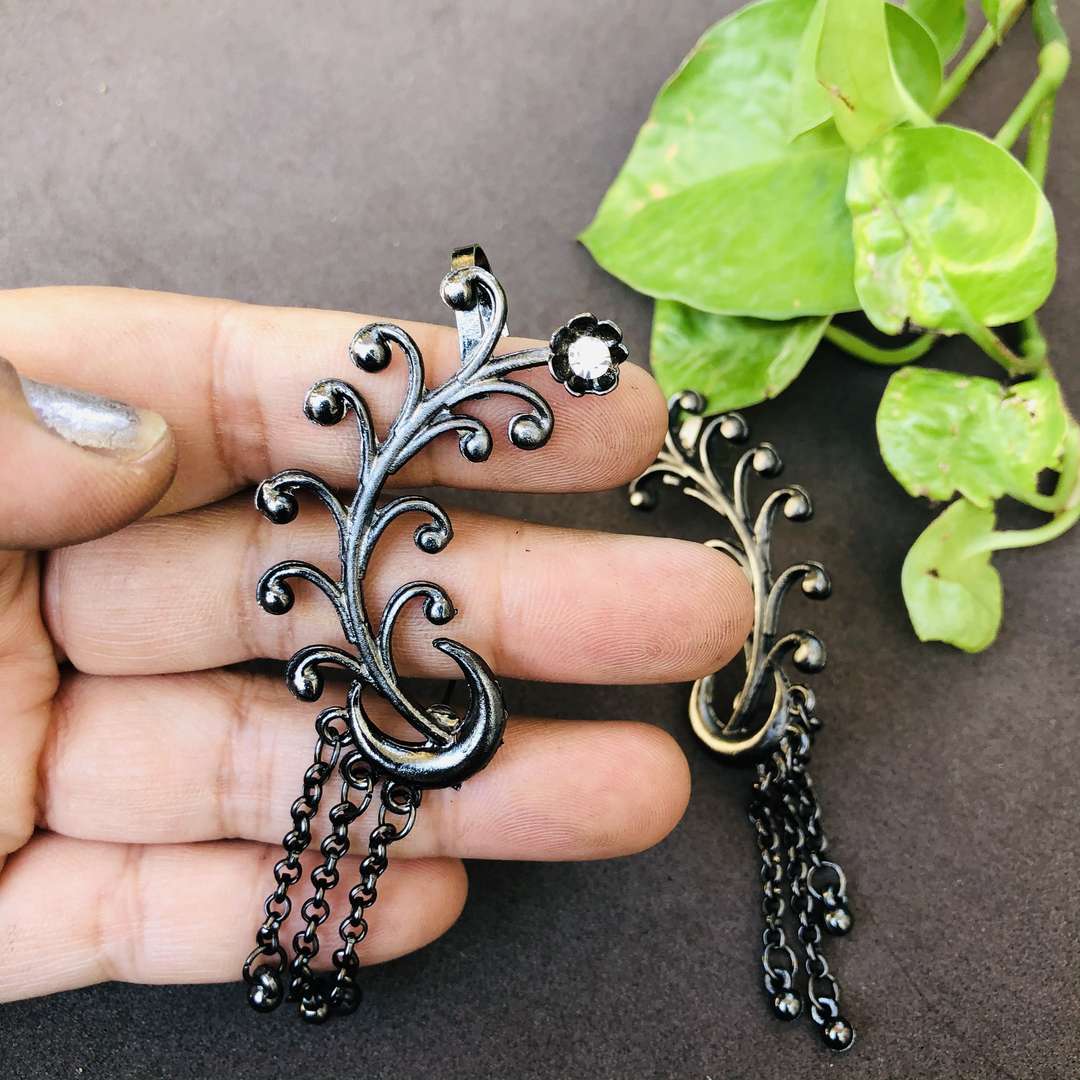 LARQ JEWELS Antique Oxidised Silver-Toned Floral Pattern Trendy Clip-On Ear Cuff For Women And Girls-black