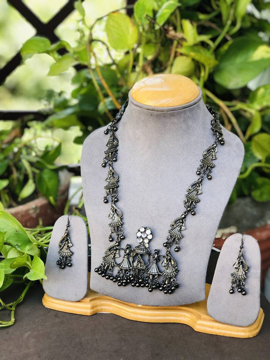 LARQ JEWELS BLACK POLISH BAND-BAJA-BARAT NECKLACE SET