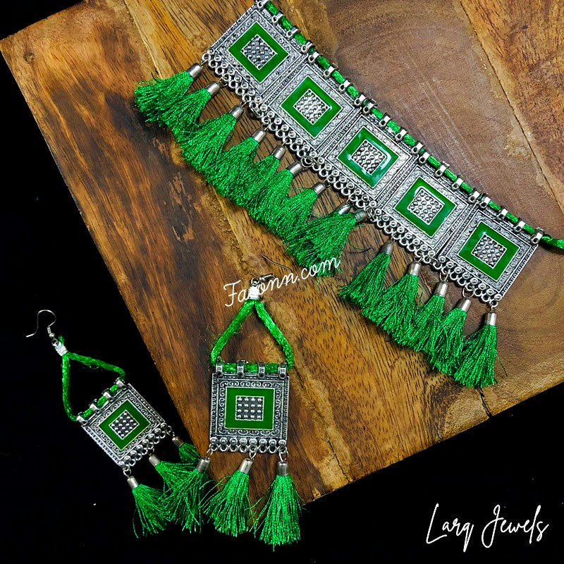 LARQ JEWELS Oxidized Multi Thread Choker Necklace - Green