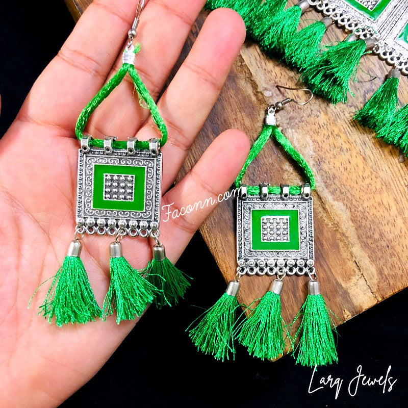 LARQ JEWELS Oxidized Multi Thread Choker Necklace - Green