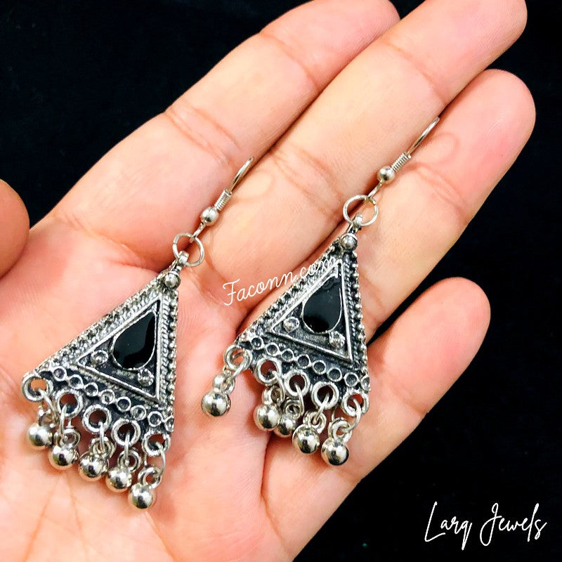 LARQ JEWELS Bohemia Gypsy Vintage Party Wear Necklace- Black