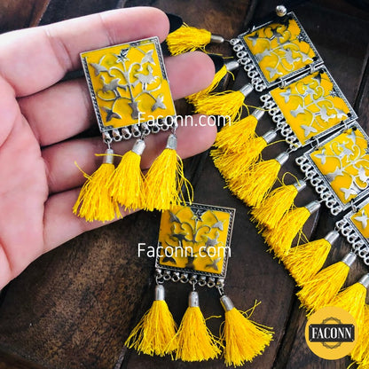 LARQ JEWELS Yellow Traditional Hand Crafted Neclace set