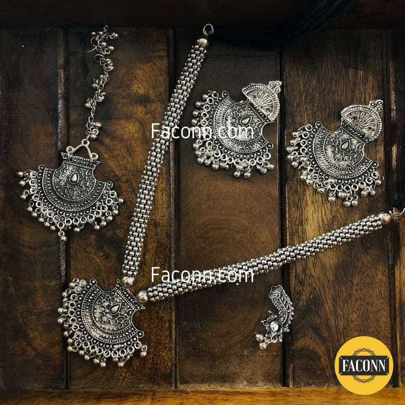 LARQ JEWELS Oxidized Silver tone Rustic Maang Tika Necklace Set