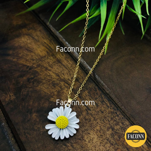 LARQ JEWELS Women Necklace White Daisy sunflower pendent