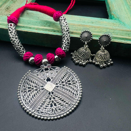 Textured Necklace and Earring Set