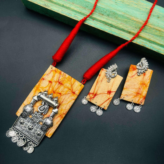 Dyed Delight Symbolic Silver Necklace Set