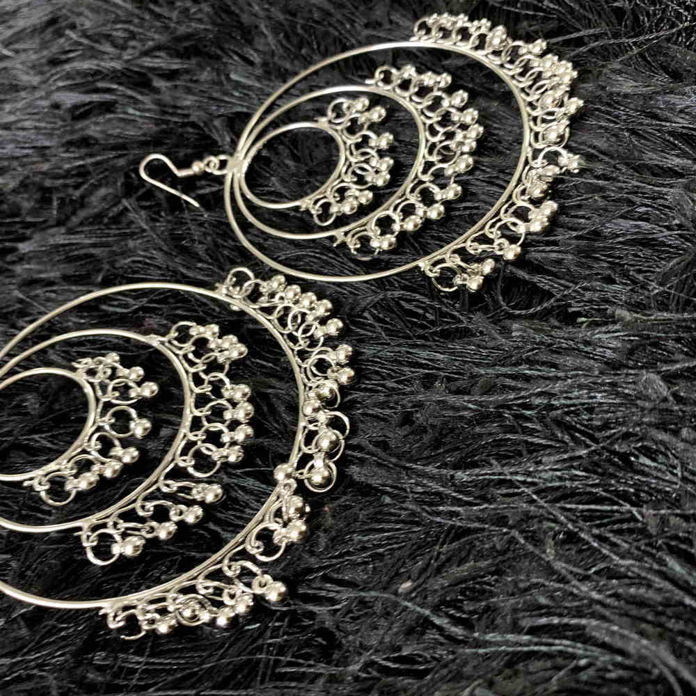 Unique Style Silver Metal Bead Big Round Hoop Earrings for Women