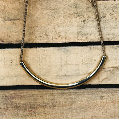 LARQ JEWELS Gold Tone Metallic Non-Precious Metal Necklace