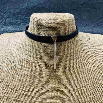 LARQ JEWELS Black Korean Choker Necklace