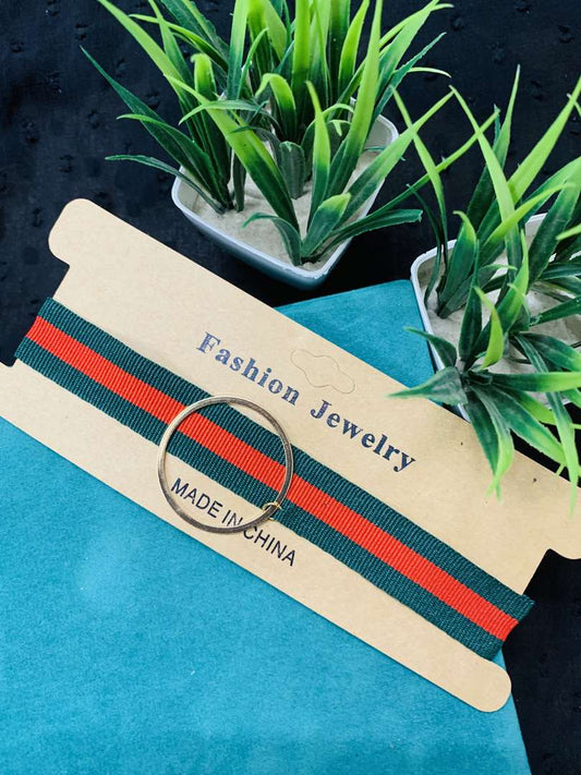 LARQ JEWELS Korean Green Metal Ring Western Party Choker Necklace