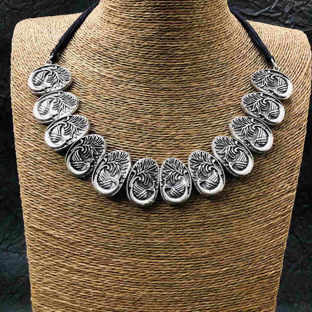 Larq Jewels German Silver Alloy Silver Necklace Set with Earrings
