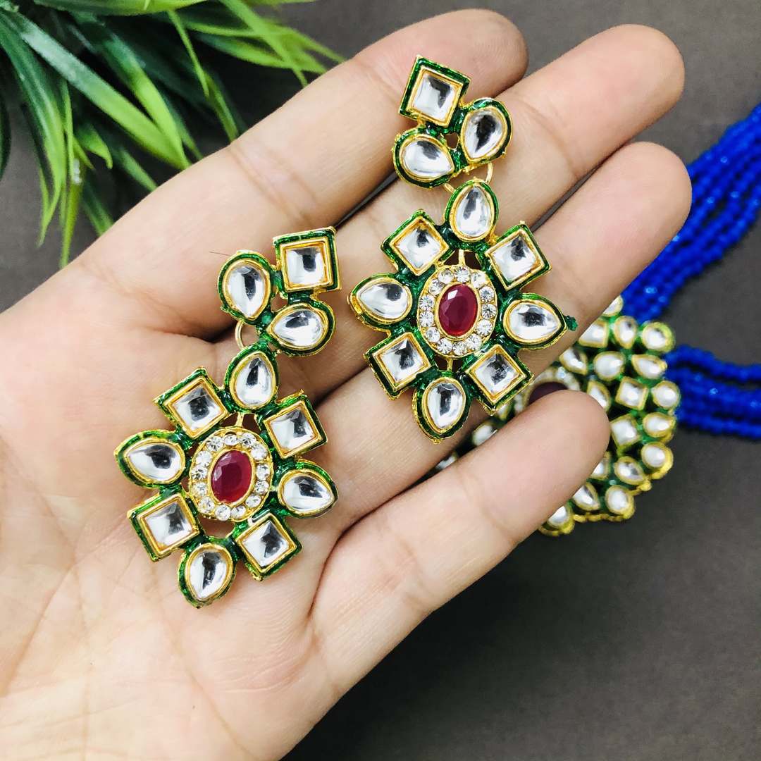 LARQ JEWELS Padmavati Style Kundan Necklace Set
