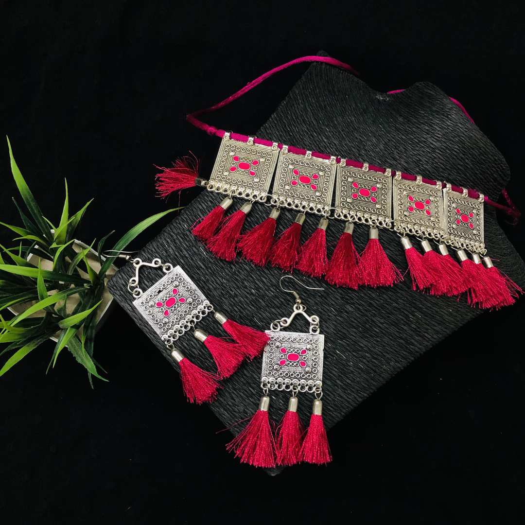 LARQ JEWELS Afghani Oxidised Silver Meena Choker- PINK