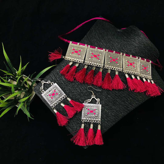 LARQ JEWELS Afghani Oxidised Silver Meena Choker- PINK